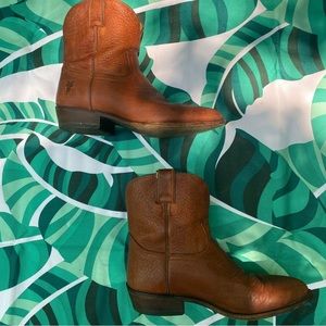 Frye Women’s booties in Cognac, size 8.5